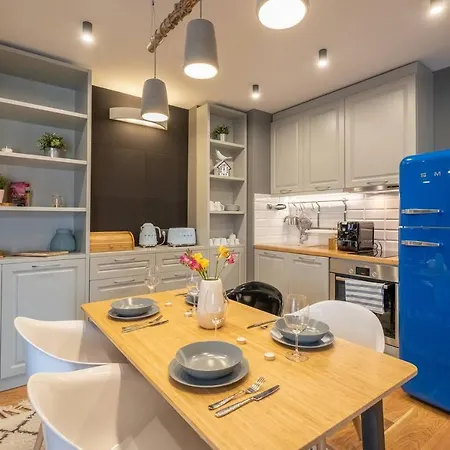 Apartment High-end Designer Aprt ➫ Ac&elevator&parking Sofia