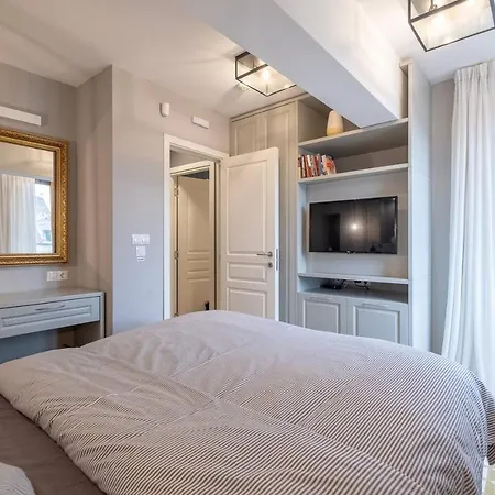 High-end Designer Aprt ➫ Ac&elevator&parking Apartamento *